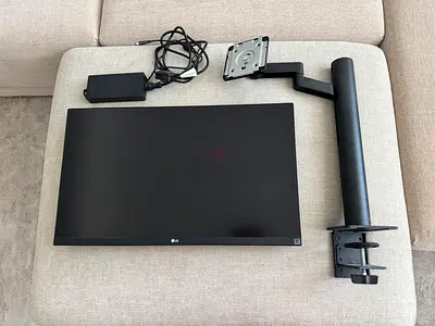 4K 27" LG Monitor with Desk Mount & Power Adapter - Good Condition