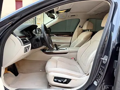 صورة 9 لـ 2016 BMW 7-SERIES