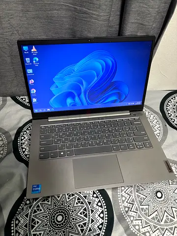 Lenovo i7 11th 16GB 512GB ThinkBook