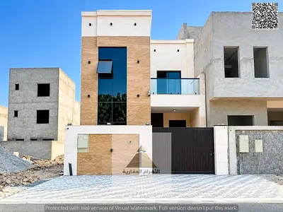 للبيع تاون هاوس قريب الشارع الرئيسي تملك حر لجميع الجنسيات بسعر قابل للتفاوض