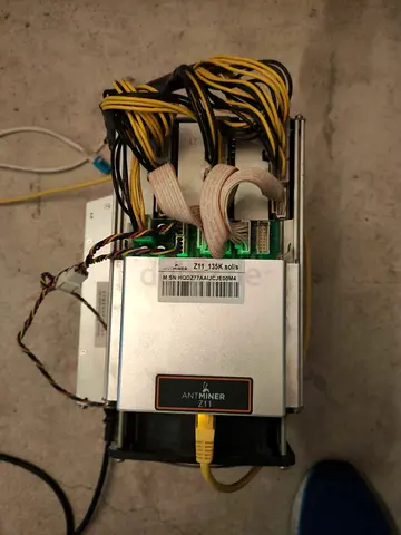 Antminer Z11 135Ksol ZEC Miner