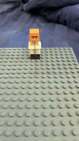Lego minifigure Minecraft White villager (retired)