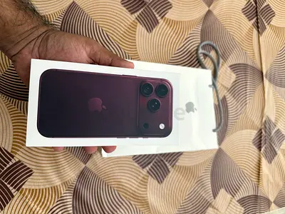 Apple iPhone 18 Pro Burgundy 256GB