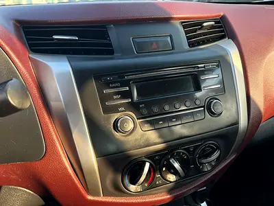 2020 Nissan NAVARA 缩略图 18