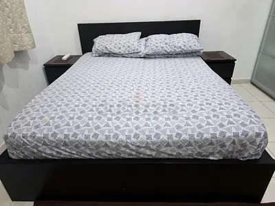 Queen bed frame with mattress and 4 draws  - good condition