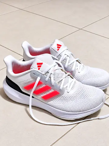 Adidas ultrabounce Running Shoes EU46