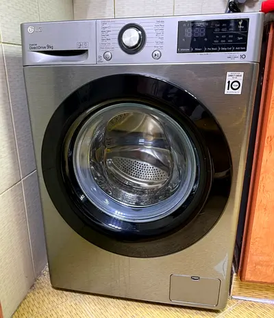 LG New Model 9kg Washing Machine Like New Condition