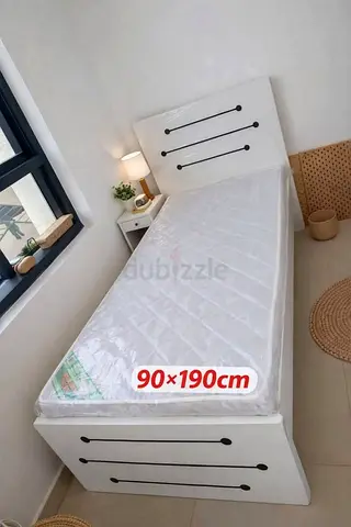 I am selling single bed brand new