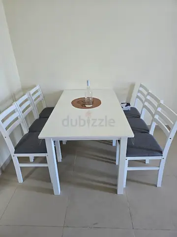 White Wooden Dining Table with 6 Chairs (Cushioned Seats) - Good Condition