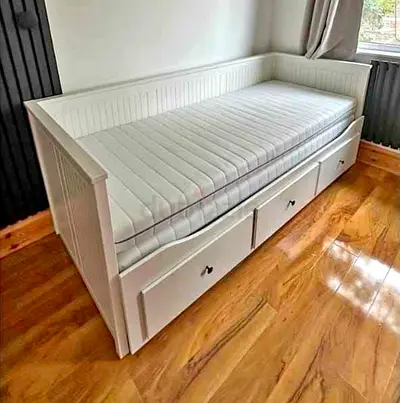 Ikea hemnes day bed with mattress 2