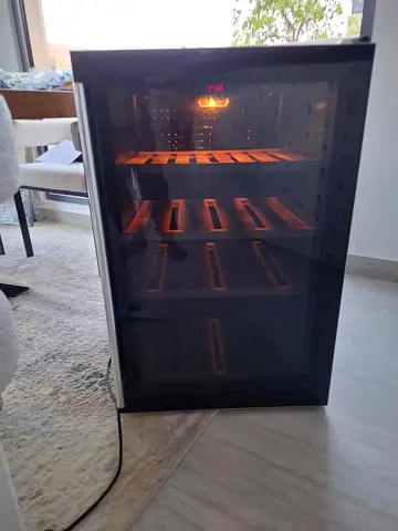 Tecno wine Fridge bottle capacity 43 freestanding