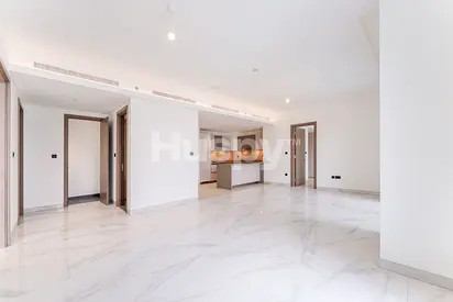 Vacant | Canal View | High Floor