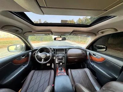 2015 Infiniti QX70 照片 19