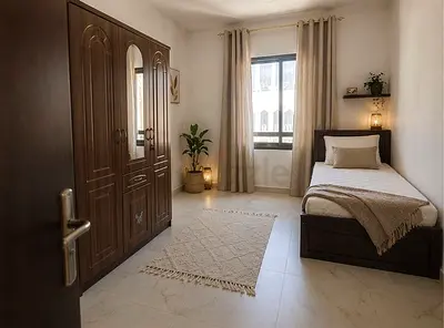 غرفة خاصة ومريحة للإيجار – للبنات فقط | شاملة الخدمات Private & Cozy Room for Rent – Ladies Only