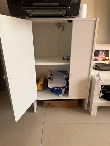 White storage cabinet with door - good condition