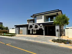 LUXURY 5BR + MAID VILLA | PRIVATE POOL | BEST PRICE