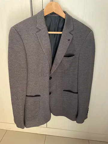 Men's grey blazer jacket - size small, good condition