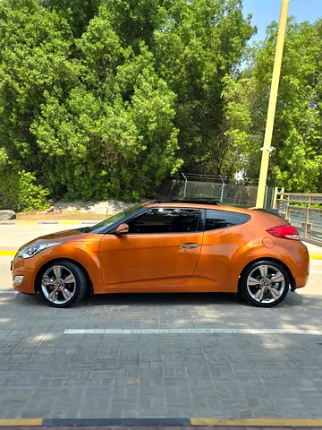 صورة 5 لـ 2017 Hyundai VELOSTER