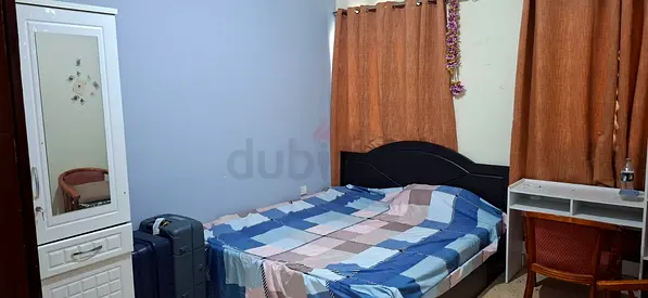 Sharing room available for Indian couples in Shabia 12