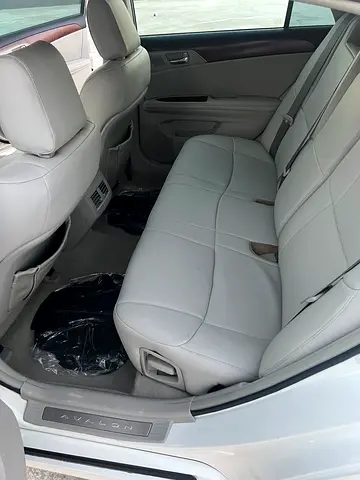 2011 Toyota AVALON 照片 14