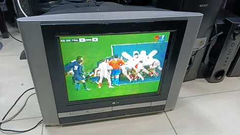 Vintage LG Multiplex 55, combo of VHS and DVD , CRT TV 21" for sale