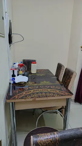 Dining table 4 chair