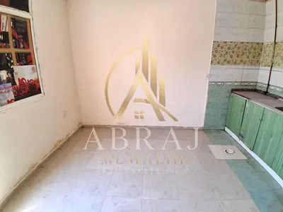 Lavish studio good building just rent 15k