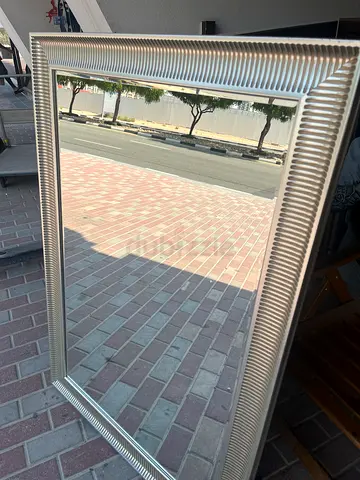 Salon Mirror