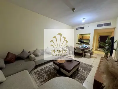 مفروشة مع إطلالة بحرية وباركنج مجاني! غرفتين وصالة بمساحة كبيرة في أبراج عجمان ون | غرفة غسيل وستور و3 حمامات وبلكونة