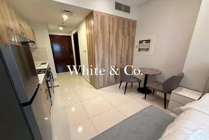 FULLY FURNISHED | SPACIOUS | LARGE TERRACE