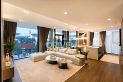 Beautifully Furnished | Upgraded | Multiple Units