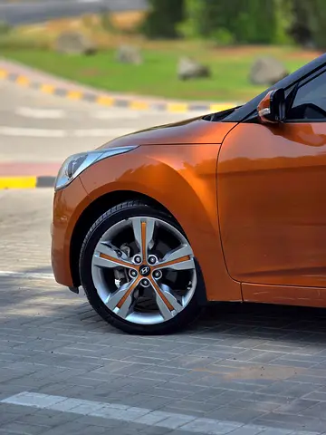 صورة 10 لـ 2017 Hyundai VELOSTER