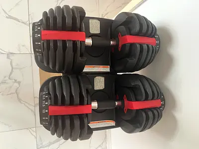 Pair of Adjustable Dumbbells – 2.5 to 24 kg Each