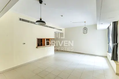 Ready to Move in | Unique Layout | Modern Apt