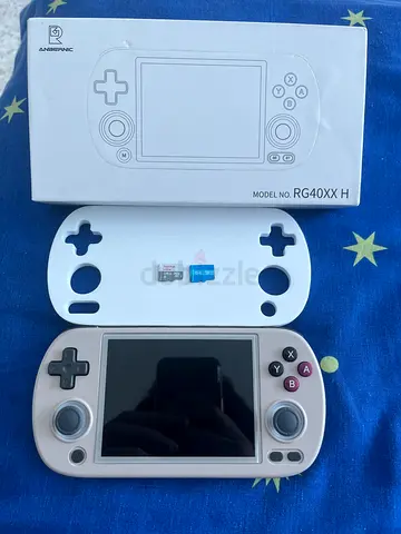 Anbernic rg40xxh handheld gaming device