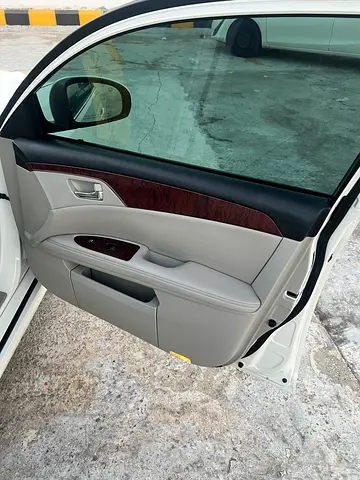 2011 Toyota AVALON 照片 12