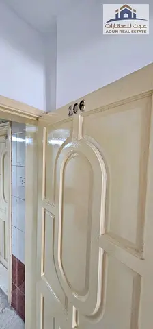 Apartment Details – Abu Shagara **Abu Shagara – Al Wahda Road, near Al Souq Al Kabeer Hypermarket** - 2 Bedrooms + Living Room - 2 Bathrooms - Rent: