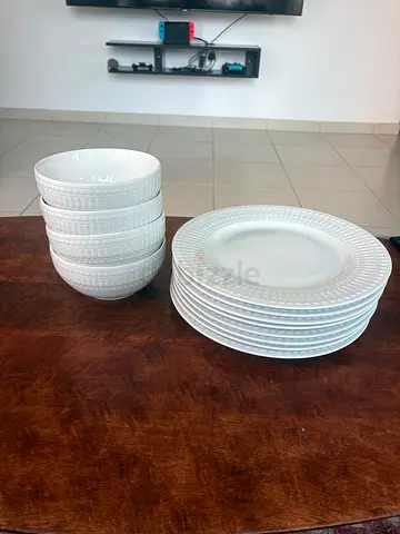 Set of white dinner plates and bowls - good condition