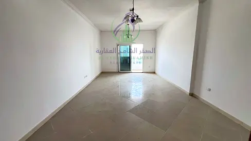 ثلاث غرف وصالة بالتعاون بلكونة بإطلالة بحرية غرفة ماستر 3 حمامات سكن عائلي، سعر مميز موقع مميز بالخدمات وعلى مخرج دبي