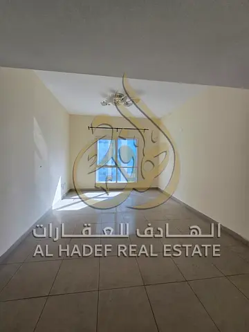 غرفتين وصالة للإيجار في المجاز 2 – غرفة ماستر + مرافق مجانية