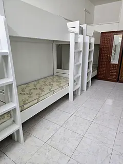 LADIES BED SPACE AVAILABLE AL KARAMA NEAR ADCB METRO STATION