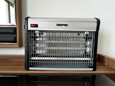 4 Geepas Electric Bug Killer / Insect Zapper