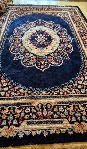 Traditional Navy Blue Rug with Ornate Floral Design