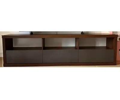 Modern TV Unit for Sale in excellent condition