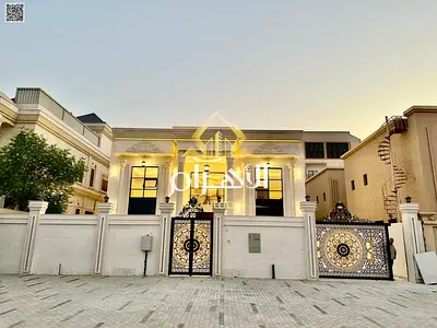 امتلك فيلا الأحلام في الروضه 2 بتصميم كلاسيك فى افضل المواقع في عجمان وقريبه من جميع الخدمات مع مسبح + حوش كبير + روف
