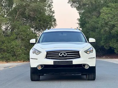 2015 Infiniti QX70 Limited | GCC Specs | Excellent Condition