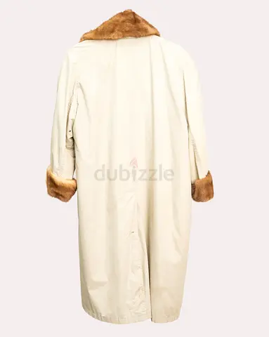 Cream Long Coat with luxurious mink fur collar, cuffs, and inner lining - Size M (European size 40)