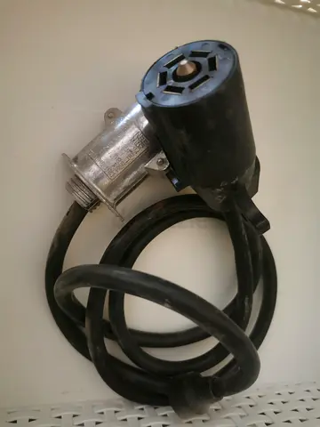 12V Trailer Caravan Motorhome 7-pin Electric Socket with Cable - Used
