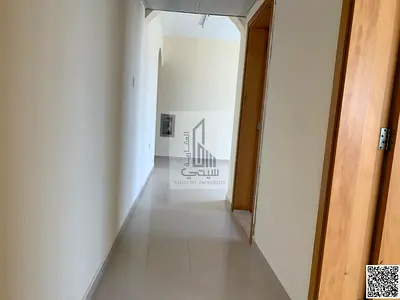 للإيجار شقة مميزة تتكون من   غرفتين وصالة، بتصميم عملي ومساحات مناسبة للسكن العائلي