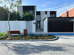 Premium Finishing | Single Row | Mid Unit | Less Premium